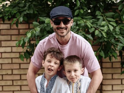 Денисенко і Федінчик після розриву показали спільні фото із сином
