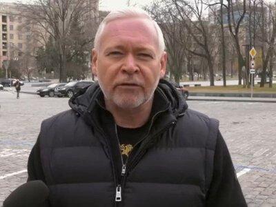 У Харкові російський дрон влучив у парковку біля торговельного центру