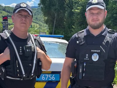 У Мукачеві патрульні оперативно розшукали двох зниклих дітей
