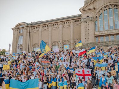 Щоразу, коли Україна вшановує своїх героїв, Польща біситься: про що попередив NYT