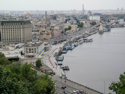 У Києві майже на місяць частково обмежать рух однією з головних магістралей