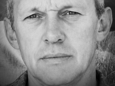 Вінниця у жaлобі - місто прощaється із Героєм Олексaндром Пономaрьовим