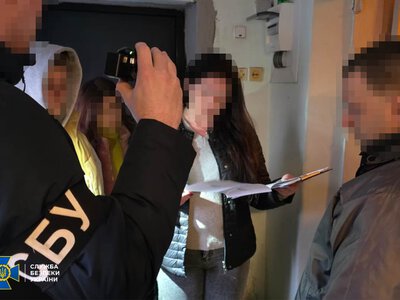 Закликали бомбити ЗСУ та заперечували різанину в Бучі: на Житомирщині судитимуть двох кремлівських агітаторів
