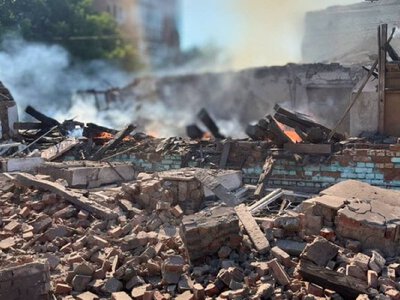 Головне за ніч та ранок понеділка, 22 червня: загибель родини на Сумщині, майже 250 боєзіткнень, ракетний удар по Одещині