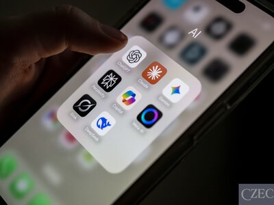 Скільки чехів використовують штучний інтелект: результати опитування