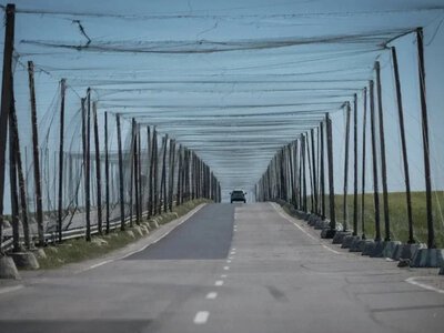 Понад 207 кілометрів антидронового захисту встановили на Херсонщині