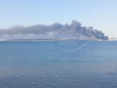 У Криму вночі лунали вибухи: міноборони рф повідомило про атаку дронів на півострів