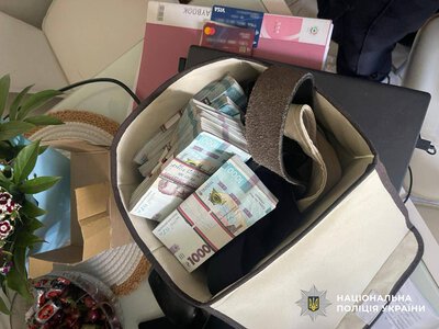 На Закарпатті посадовця Фонду соцзахисту та його спільницю судитимуть за крадіжку грошей на протези для військових
