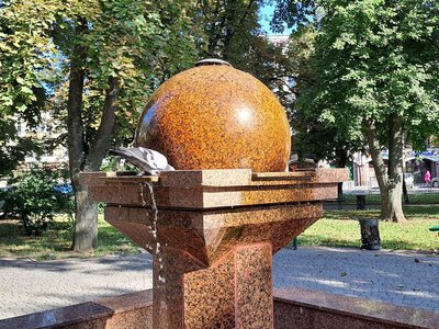 У сквері на 1100-річчя Полтави знову запрацював фонтан