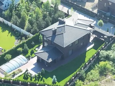 Нардепа від “слуг” “зловили” у розкішному помісті, записаному на няню. Ховає статки чи щось інше? (ФОТО, ВІДЕО)