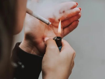 Гірше за звичайні сигарети: лікар назвав справжню шкоду вейпів