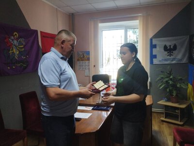  Державну нагороду вручили родині загиблого Захисника Романа Бугаєва 