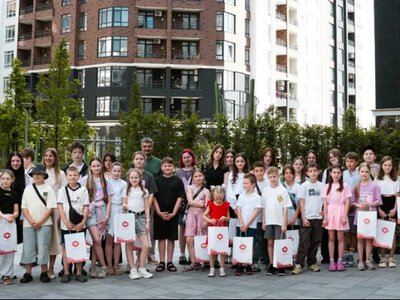 Відмінник Синергії: як забудовник підтримує дітей, які щодня обирають знання