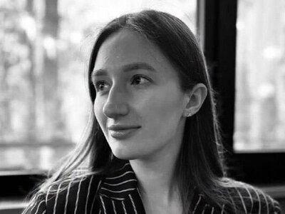 Загиблою внаслідок удару РФ по пляжу в Одесі виявилася 26-річна Дар'я Кравченко