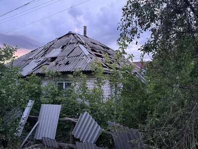 Російські війська обстріляли житлові будинки в Балаклії: одна особа загинула, є поранені