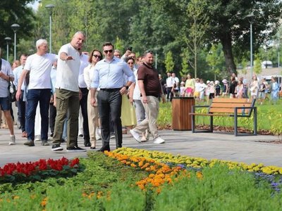 На Оболоні відкрили Вільнюський сквер: новий простір створили за підтримки Литви. ФОТО
