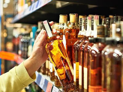 На Полтавщині підприємця оштрафували на 1,2 мільйона гривень за продаж підробленого алкоголю