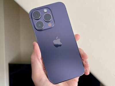 Смартфон без компромісів: чому варто купити вживаний iPhone 14 Pro в Україні