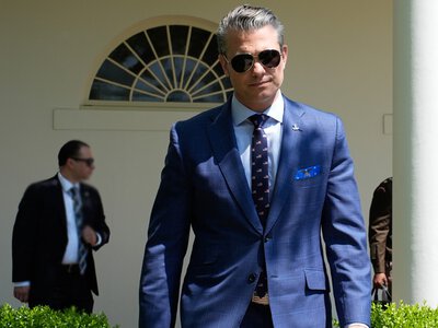 Геґсет прибирає з посади командувача армії США в Європі, який відповідав за допомогу Україні, - FT