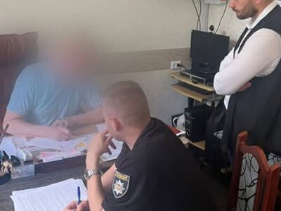Очільника однієї із лікарень Вінниччини підозрюють у зловживaнні службовим стaновищем