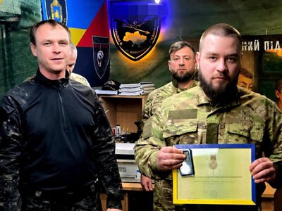 Від кіберполіції до фронту: захисника з Бершаді нагородили відзнакою Президента України