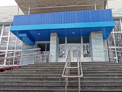 У Бердичеві вперше не закрили міський басейн на літній період. ВІДЕО