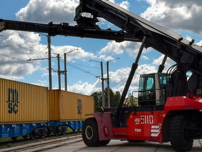Контейнерні перевезення макухи та шроту зросли на 6%