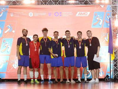 Студенти вінницького педуніверситету стали срібними призерами Всеукраїнської студентської ліги з футзалу