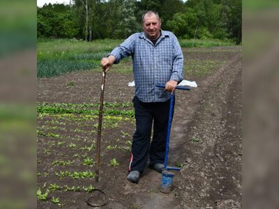 Колишній водій тролейбуса переїхав у село - майструє пристрої для городу