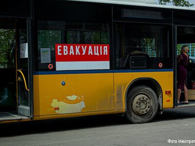 Попри евакуацію на Донеччині залишаються 7 678 дітей