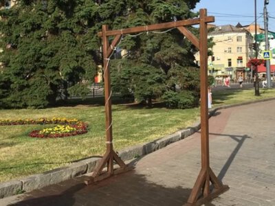 У Луцьку запрацювали вуличні душі та системи туманоутворення для порятунку від спеки