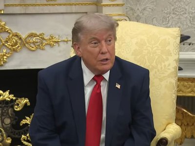 Трамп каже, що Зеленський «непогано справляється» у війні проти росії