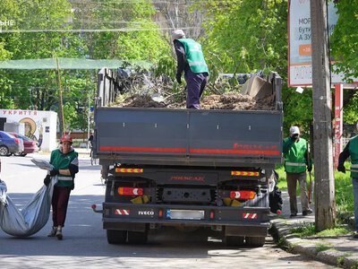 Комунальник у Херсоні отримав контузію через атаку дрона