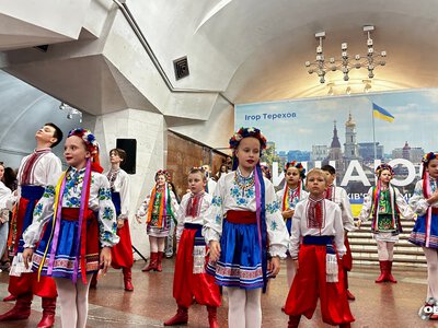 Виступить оркестр та солістка філармонії: харків’ян кличуть на концерт у метро
