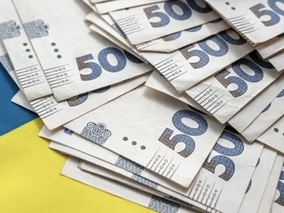 Зарплати вчителів зростуть: уряд розподілив 6,6 млрд грн між регіонами