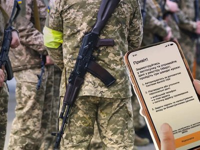 Пастка для заброньованих: чому чоловіки з відстрочкою раптово опиняються в розшуку ТЦК