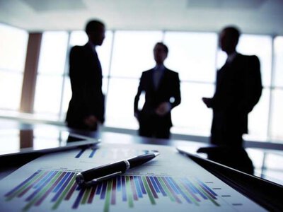 Зарплати зростають, але працівників не вистачає: що відбувається на ринку праці