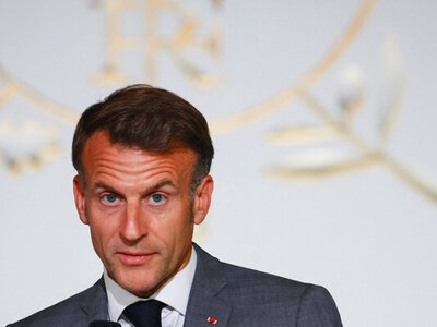 Макрон заявив про перехоплення танкера Deliver біля берегів Сицилії