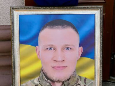 Калуш попрощався з механіком-водієм Юрієм Шолонкевичем, який загинув на Харківщині