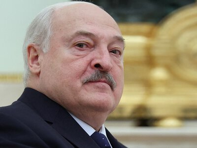 Лукашенко заявив, що зустрічався з представниками Зеленського, й наголосив, що Білорусь проти втягування у війну