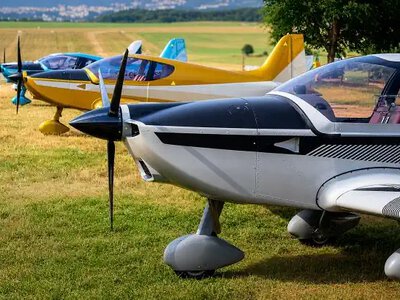 Україна отримала велику партію літаків для підготовки військових пілотів