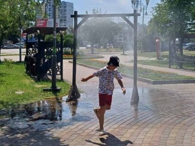 У Києві встановлять 33 рамки-розпилювачі води для охолодження в спеку