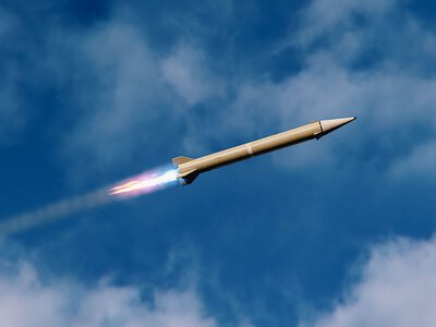 У Дарницькому районі Києва загорілося складське приміщення