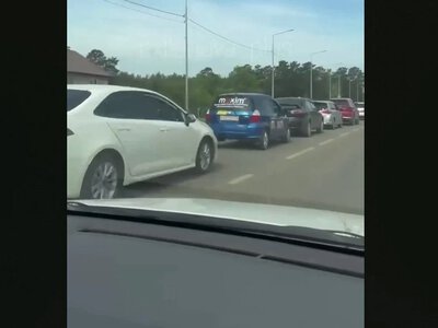Росія загрузла без бензину: водії стоять по 8 годин, а ціни злетіли до 140 рублів