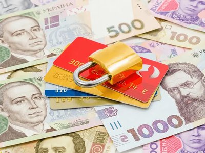 Коли можливий арешт пенсійного рахунку та як діяти - На пенсії