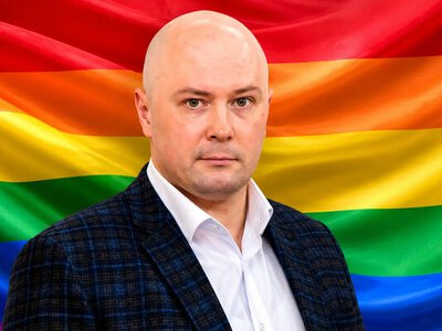 З-під крапельниці — на парад: куди зникають ймовірні кардіологічні хвороби ЛГБТ-амбасадора Петра Мельника