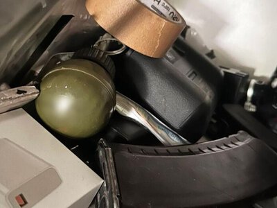 У Дніпропетровській області військовий кидав гранати з балкона багатоповерхівки