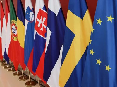 У ЄС розглядають систему «винагород» для країн-кандидатів, які не кидають свій шлях до членства у блоці — Politico