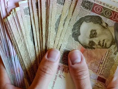 Якщо стаж 37 або 38 років: яка буде пенсія та коли - На пенсії