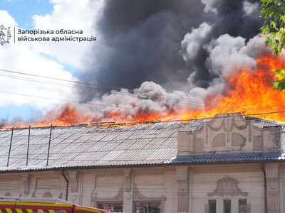 Росіяни вдарили по Запоріжжю: є постраждалі та пошкодження, горіли автівки